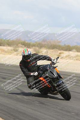 media/May-05-2025-Moto Forza (Mon) [[3c1838c5e5]]/2-B Group/Session 2 (Turn 7 Inside)/